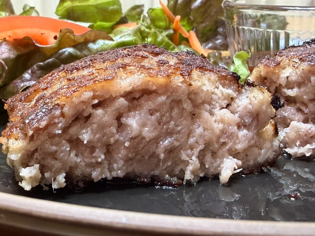 黒毛和牛100% 極み生ハンバーグ